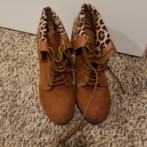 Qupid leopard print wedge booties - Picture 4 of 4